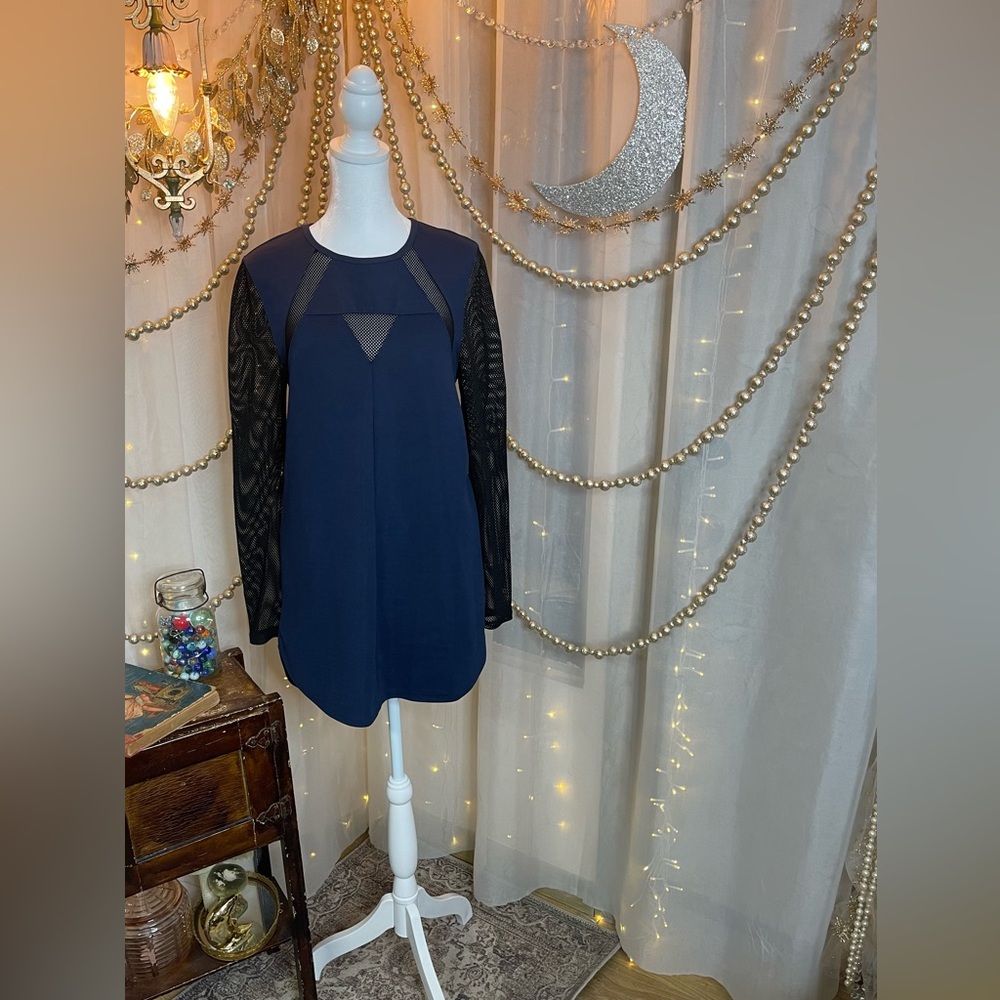 Tobi Blue and Black Cut Out Long Mesh Sleeve Tunic/Dress